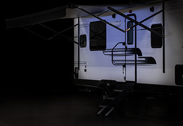 Stratus SR261VRK Travel Trailer LED-lit Exterior Power Awning