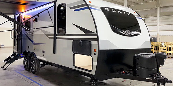 2022 Venture RV Sonic SN211VRB Travel Trailer Quick Tour Video