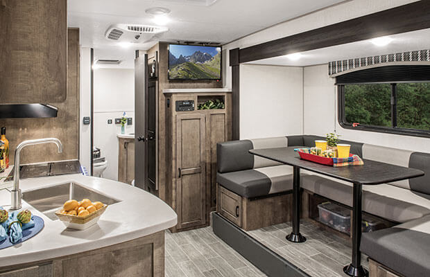 2021 Venture RV Sonic X SN220VRBX Travel Trailer Dinette