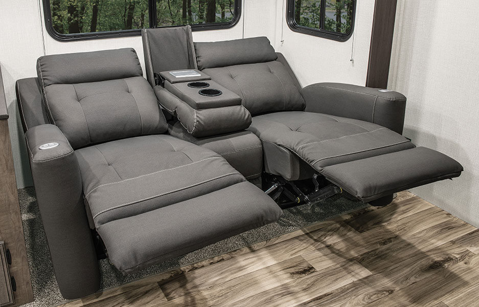 2023 Venture RV SportTrek ST327VIK Travel Trailer Theater Seating Reclined