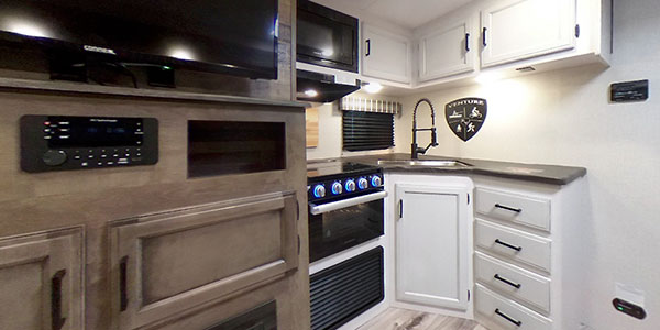 2022 Venture RV Stratus SR281VFD Travel Trailer Kitchen