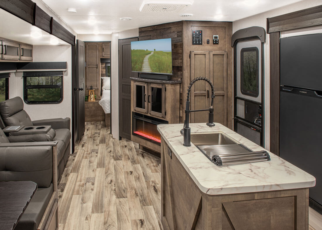 2024 Venture RV SportTrek ST333VIK Travel Trailer Living Room